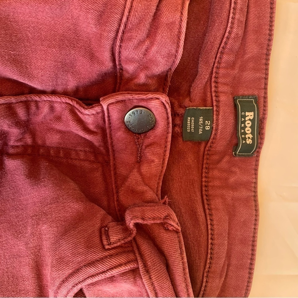 👖  ROOTS Light Wash Burgundy Jeans - Women's Size 29 👖 - Picture 10 of 13